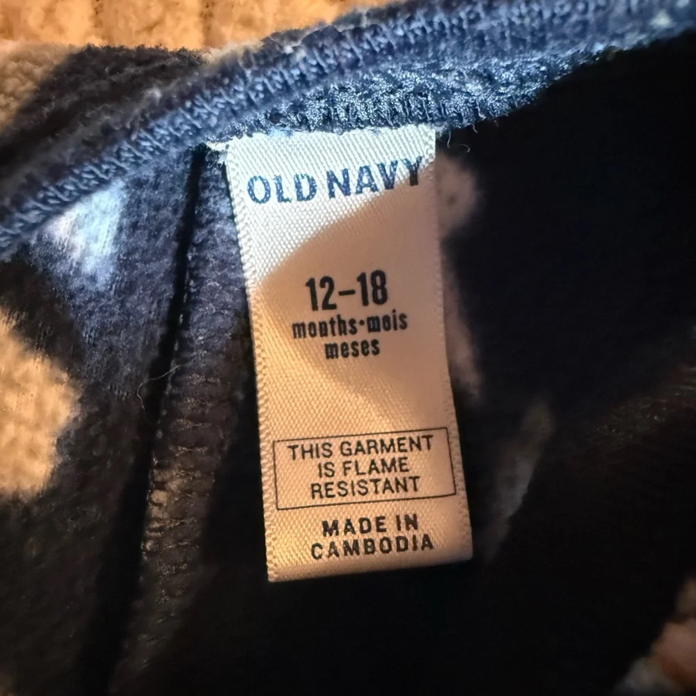 Old Navy fleece Winter Pajamas baby boy